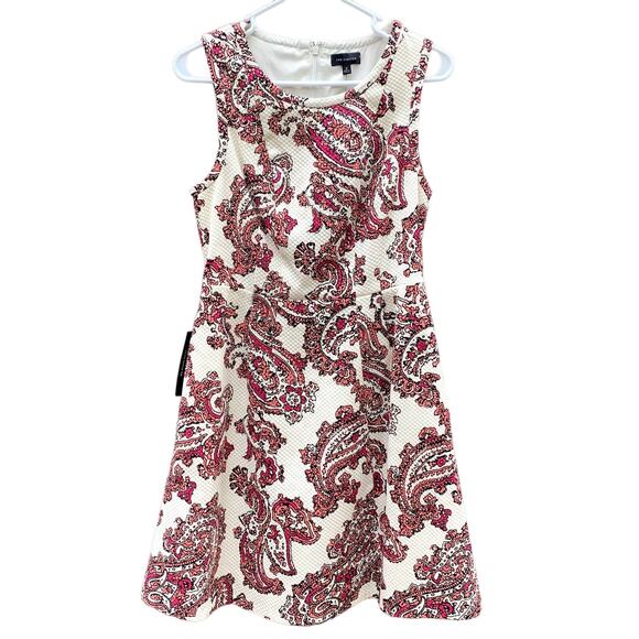 The Limited Fit Flare White Pink Paisley Sleeveless Dress NEW 2 - Picture 2 of 7